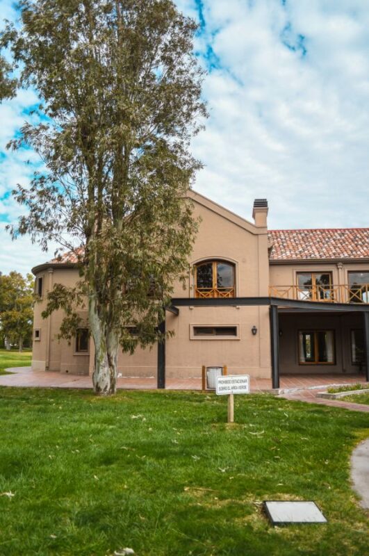 9b891036-a590-4b12-8abe-b4c646df6c7b